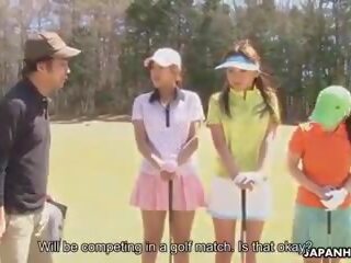 Azijietiškas golfas slattern gauna pakliuvom apie as ninth skylė: x įvertinti filmas 2c | xhamster