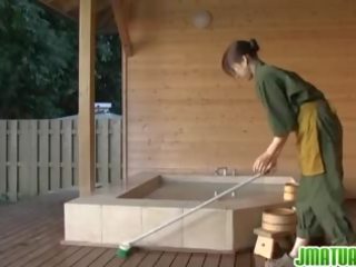 Japānieši meitene ir pārsteidzošās pie grand netīras saspraude vid