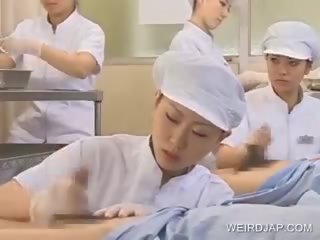 Japońskie pielęgniarka pracujący włochate kutas