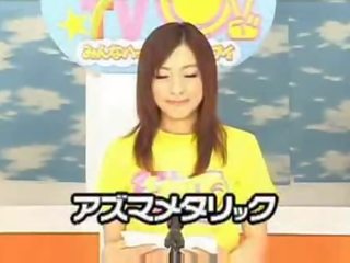 जपानीस newscasters मिलना उनके संभावना को चमक पर बुककके टीवी
